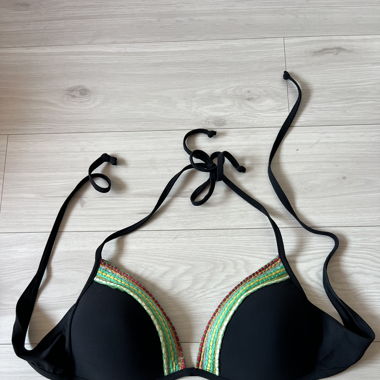 Bikinioberteil