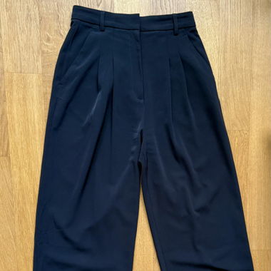 Schwarze Hose- G 36