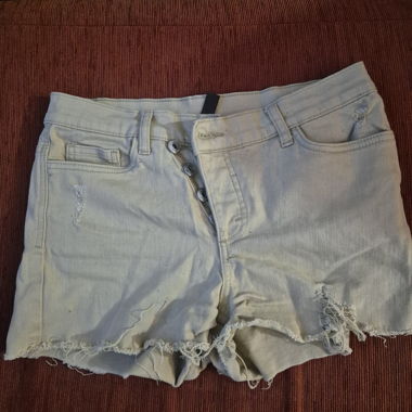 Short en jean déchiré