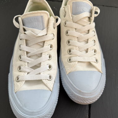 Special Edition CONVERSE SNEAKER 