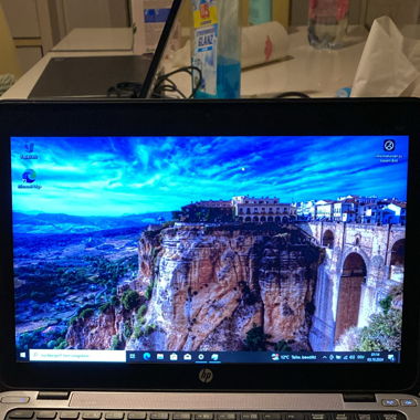 Hp elitebook 820 core i7 laptop 
