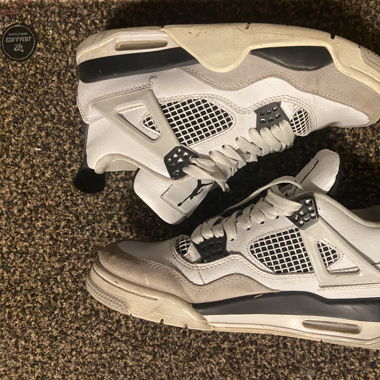 Jordan four millitary black
