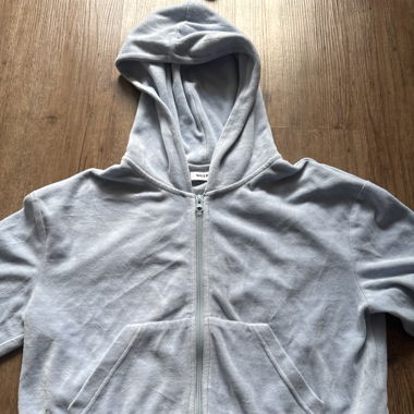 Veste à capuche velours 