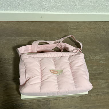 Deputy Departement Puffer Bag Pink