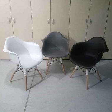 4 Stühle 