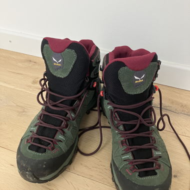 Damen-Wanderschuhe - neu - 38.5