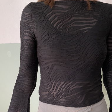Cutes Top mit breiten Ärmeln