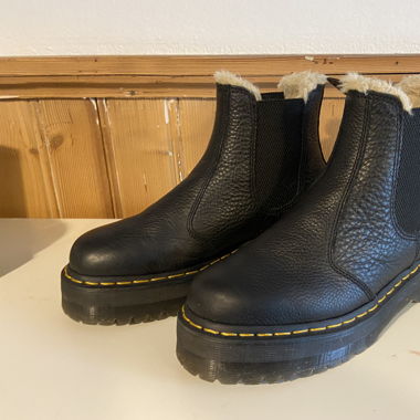 Dr. Martens Chelsea Boots in Schwarz