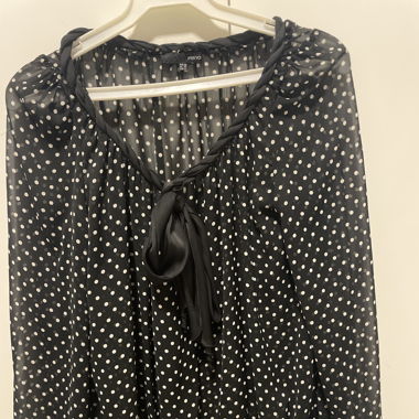 Lockere schwarze Bluse 