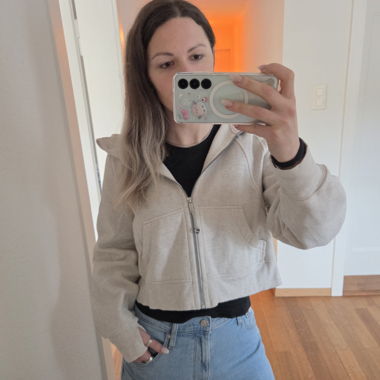 Lululemon Scuba Crop Hoodie