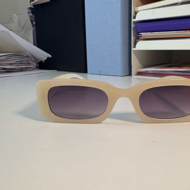 Sonnenbrille NEU