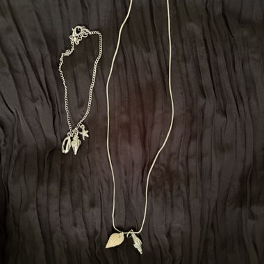 Set di collane con conchiglia
