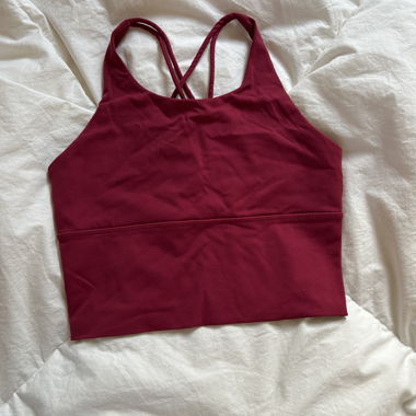 Burgundy strappy sports crop top