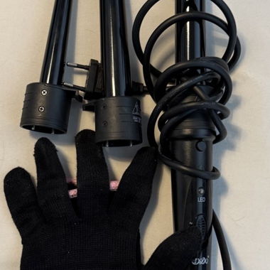 Curling iron with 3 attachments