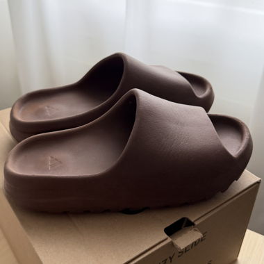 YEEZY SLIDE FLAX