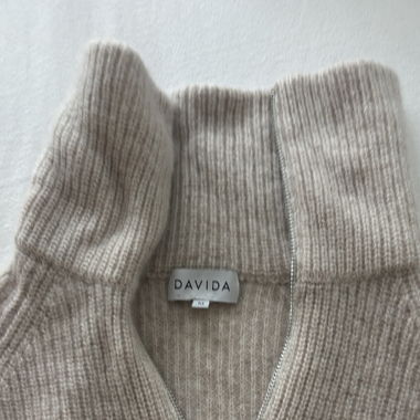 100% Cashmere jumper zip