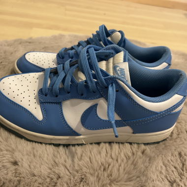 Nike sneakers blue and white
