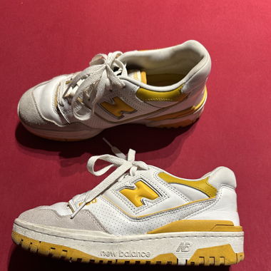 New Balance 550 Varsity Gold Sea Salt, stock out! 