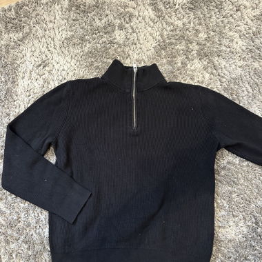 Pull zip