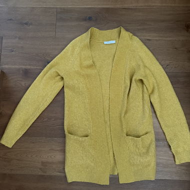 Cardigan giallo senape