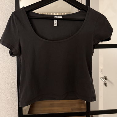 H&M Basic Crop Top gris foncé