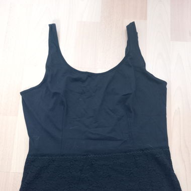 Cute Black top with lace details 