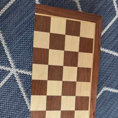 Schachspiel in perfektem Zustand, klappbar