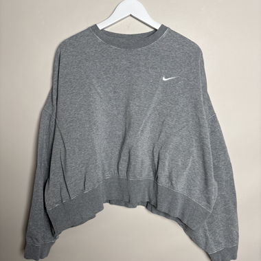Nike grauer Pullover