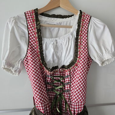 Schönes Dirndl