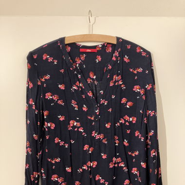Geblümte Bluse Gr. 34