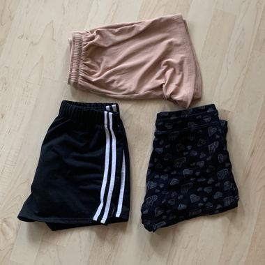 3 Leisure Shorts