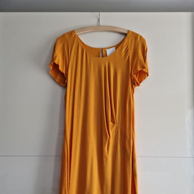 knallgelbes Sommerkleid