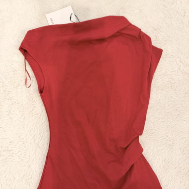 Top rosso MNG
