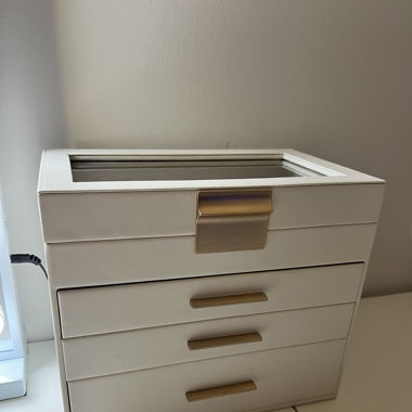 Schmuckkasten mit 3 Ebenen