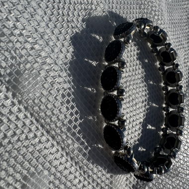 Bracelet de perles noires