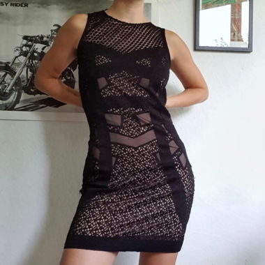 Elegant and spicy dress
