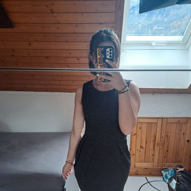 Glitzerkleid