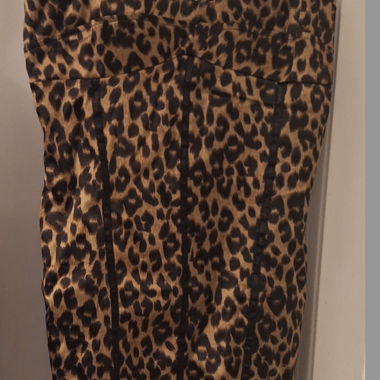 Abito leopard aderente