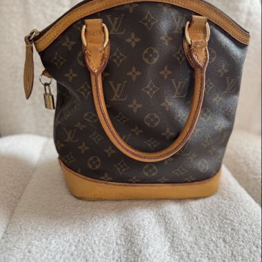 Louis Vuitton Lockit Vertical PM en toile Monogram