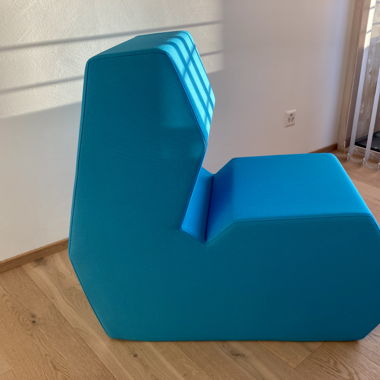 Blickfang: Sessel ideal für Empfang/Büro/Lounge