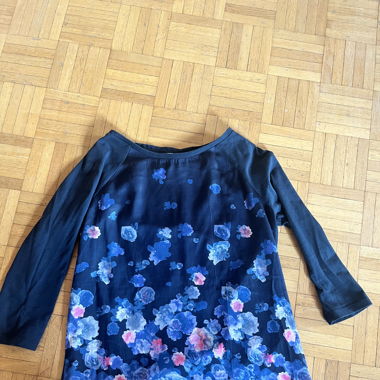 Blumiges Oberteil