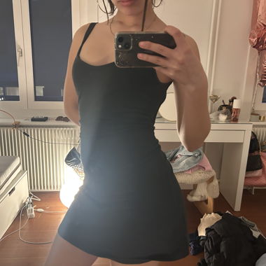 Short black dress by Brandy Melville