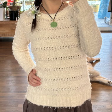 japanese vintage: fluffy, white sweater