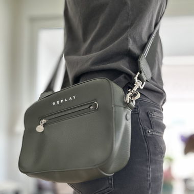Sac à main marque "Replay", vert