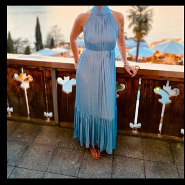 Hellblaues Abendkleid - Mango