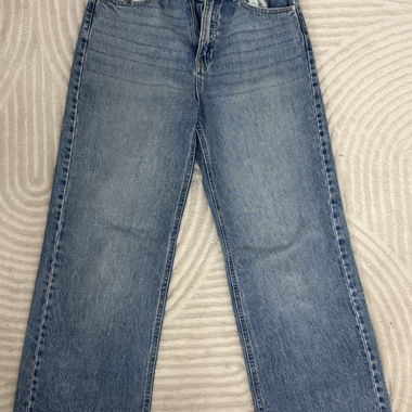 Weite Jeanshose
