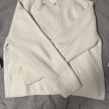 Maglione in maglia a coste crema