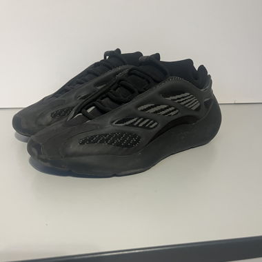 yeezy 700 v3 Dark Glow