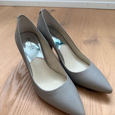 Michael Kors Pumps