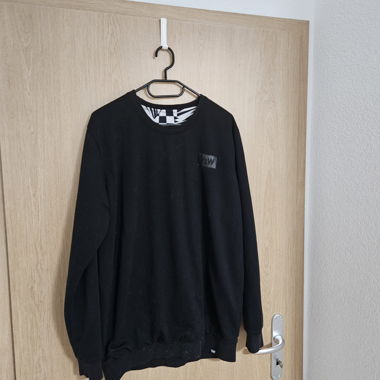 Pull noir hiver
